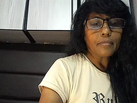 MsAttitude online show from January 2026 01:05:02 PM