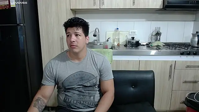 Snapshot of Karen_sex92 chatting on January 2025 01:09:01 PM Karen sex92 online show from January 2025 01:09:01 PM