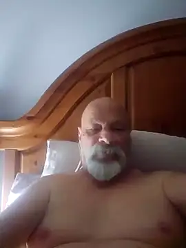 Snapshot of bbwlvr16@xh chatting on May 2026 05:24:02 AM bbwlvr16xh online show from May 2026 05:24:02 AM