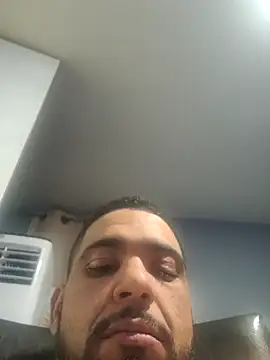 ositomanzo online show from November 2025 01:52:02 AM