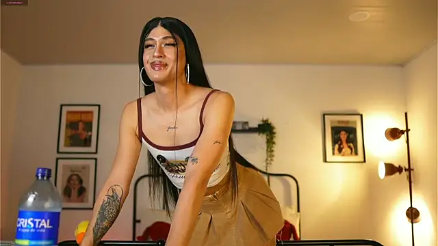 julesbennet online show from February 2025 01:22:01 PM