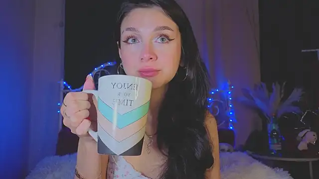 Funny Bunny online show from March 2026 01:33:01 AM