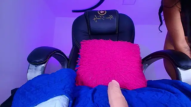 naomi kyse online show from February 2026 03:04:01 AM