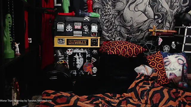 Silentmary online show from January 2025 02:21:02 AM