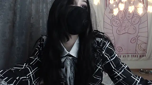 Holy420lolii online show from February 2025 05:14:01 PM