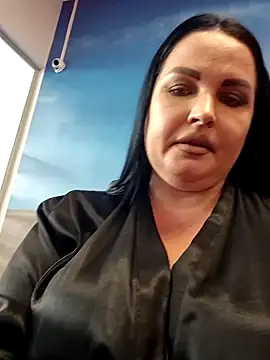 GeorgiaLerox online show from July 2026 01:18:02 PM