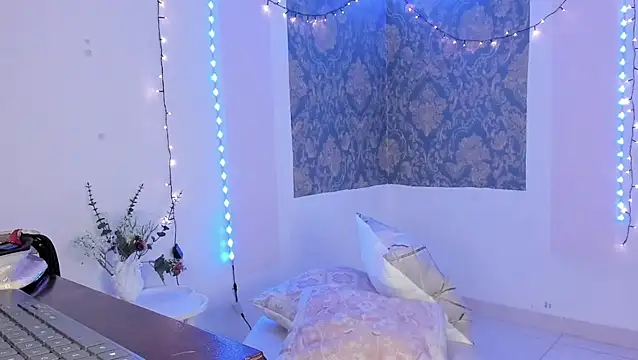 Eva Lee  online show from March 2026 09:26:02 AM