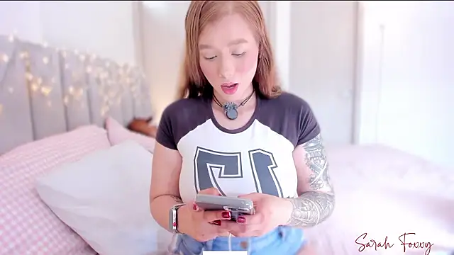 Foxxy222  online show from February 2026 09:11:01 PM