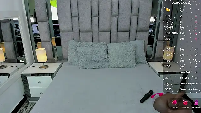 EMMAHILL1 online show from November 2025 11:21:01 AM