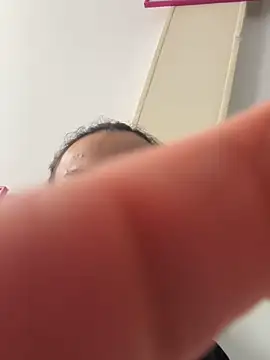 Abril Luv online show from March 2026 02:05:02 PM