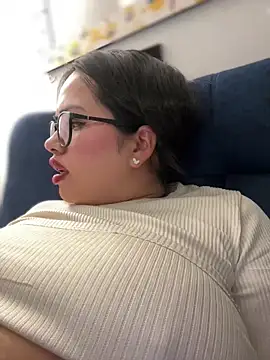 andra rose online show from February 2025 10:58:01 PM