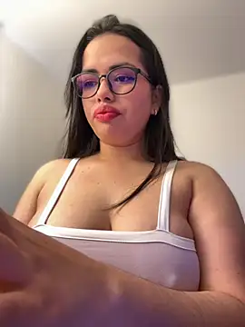 andra rose online show from September 2025 06:07:01 PM