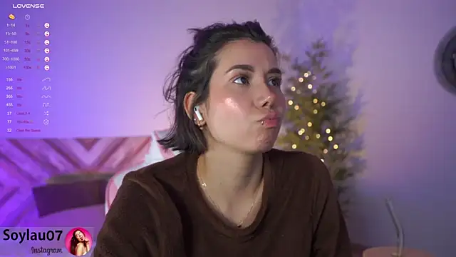 imjess01 online show from December 2024 11:54:01 PM