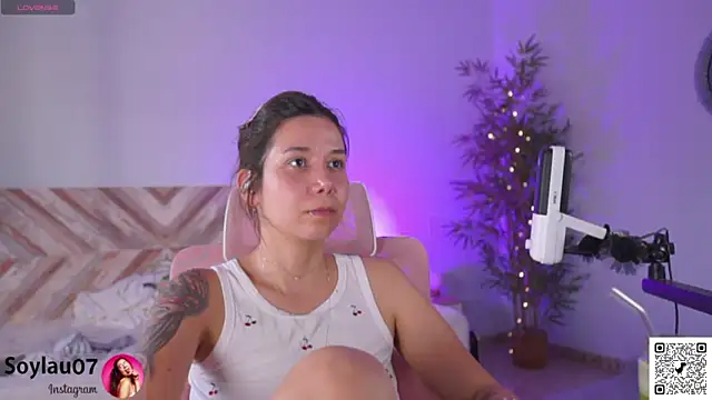 imjess01 online show from June 2026 06:45:01 AM