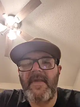 Snapshot of Louis504z chatting on March 2026 10:06:01 AM Louis504z online show from March 2026 10:06:01 AM