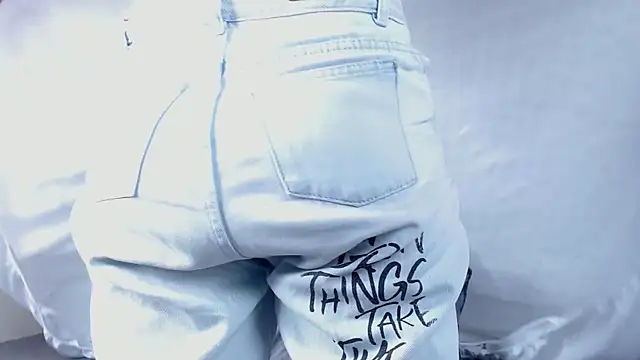 Snapshot of EmmaWilliamss chatting on January 2026 05:27:02 PM EmmaWilliamss online show from January 2026 05:27:02 PM