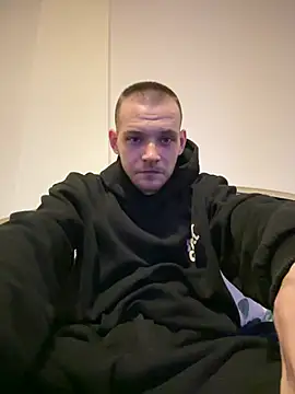 Z1uk online show from July 2026 07:33:02 PM