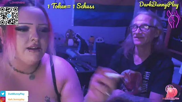 Snapshot of DarkBunnyPlay chatting on September 2025 06:57:02 PM DarkBunnyPlay online show from September 2025 06:57:02 PM