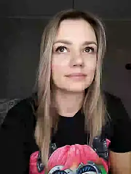 Snapshot of KrissSexi chatting on February 2025 01:51:02 PM KrissSexi online show from February 2025 01:51:02 PM