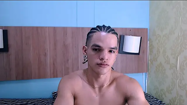 Snapshot of AlbertBernal69 chatting on January 2025 09:19:01 AM AlbertBernal69 online show from January 2025 09:19:01 AM