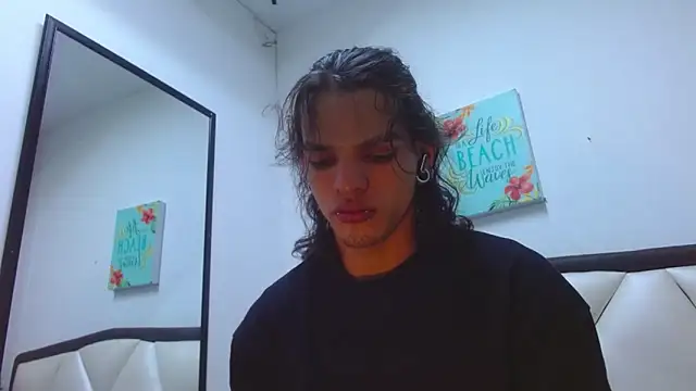 Snapshot of AlbertBernal69 chatting on October 2025 03:29:01 AM AlbertBernal69 online show from October 2025 03:29:01 AM