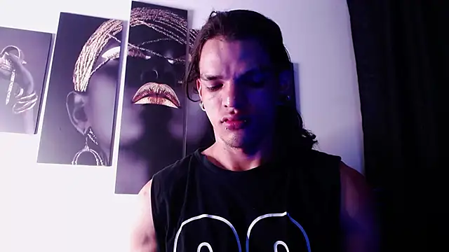 Snapshot of AlbertBernal69 chatting on October 2025 01:18:01 AM AlbertBernal69 online show from October 2025 01:18:01 AM