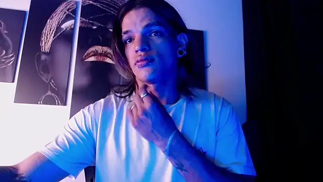 Snapshot of AlbertBernal69 chatting on November 2025 03:40:02 AM AlbertBernal69 online show from November 2025 03:40:02 AM