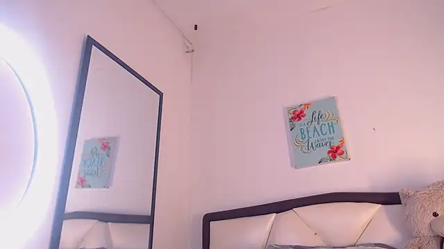 Snapshot of AlbertBernal69 chatting on November 2025 03:19:02 AM AlbertBernal69 online show from November 2025 03:19:02 AM