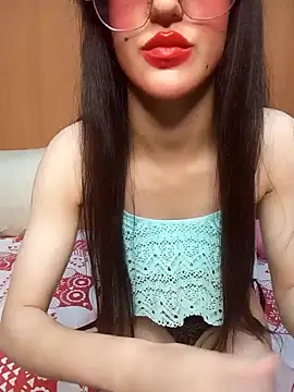 Snapshot of KHALIJIA-ARABIA-couple chatting on December 2024 06:21:01 PM KHALIJIA-ARABIA-couple online show from December 2024 06:21:01 PM