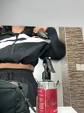 ZiaCalifa online show from April 2026 11:21:01 AM