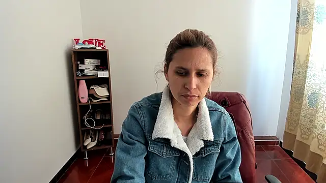 lauren ashlee online show from March 2026 02:34:01 PM