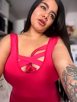 Snapshot of Insane_Issa chatting on December 2024 04:38:02 PM Insane Issa online show from December 2024 04:38:02 PM