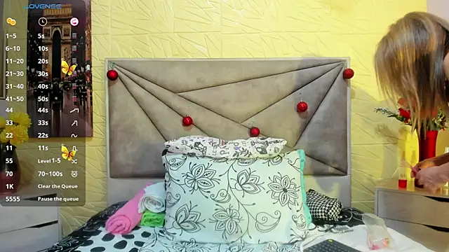 Esmeralda oikos online show from January 2025 08:39:01 PM