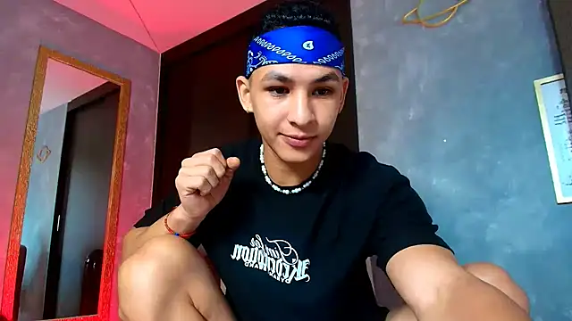 liuscast22 online show from October 2025 02:38:02 PM