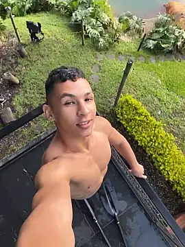 liuscast22 online show from April 2026 11:48:01 AM