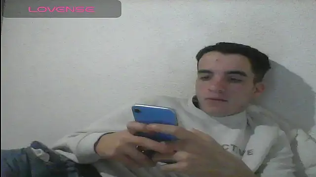 Snapshot of Tombgy07 chatting on February 2025 08:57:01 PM Tombgy07 online show from February 2025 08:57:01 PM