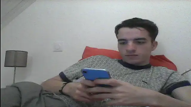 Snapshot of Tombgy07 chatting on February 2025 08:52:02 PM Tombgy07 online show from February 2025 08:52:02 PM