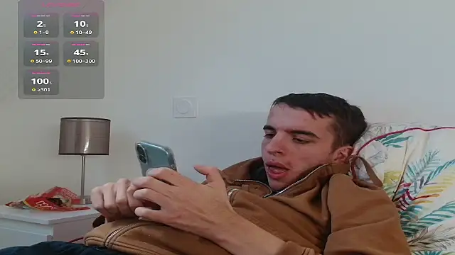 Snapshot of Tombgy07 chatting on November 2025 02:39:02 PM Tombgy07 online show from November 2025 02:39:02 PM