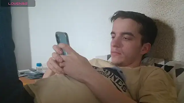 Tombgy07 online show from April 2026 01:34:02 PM