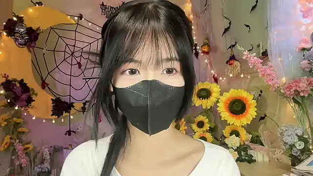 Snapshot of Your-Sunshine chatting on October 2025 03:57:02 PM Your-Sunshine online show from October 2025 03:57:02 PM