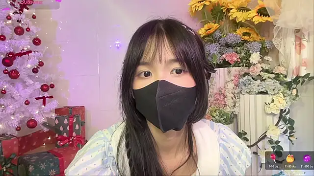 Snapshot of Your-Sunshine chatting on November 2025 06:50:01 PM Your-Sunshine online show from November 2025 06:50:01 PM