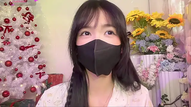 Snapshot of Your-Sunshine chatting on November 2025 06:30:02 AM Your-Sunshine online show from November 2025 06:30:02 AM