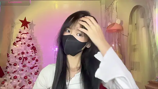 Snapshot of Your-Sunshine chatting on November 2025 03:34:01 PM Your-Sunshine online show from November 2025 03:34:01 PM