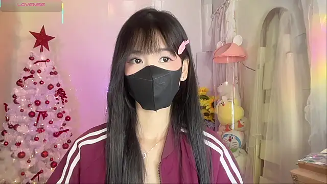 Snapshot of Your-Sunshine chatting on November 2025 03:47:01 PM Your-Sunshine online show from November 2025 03:47:01 PM