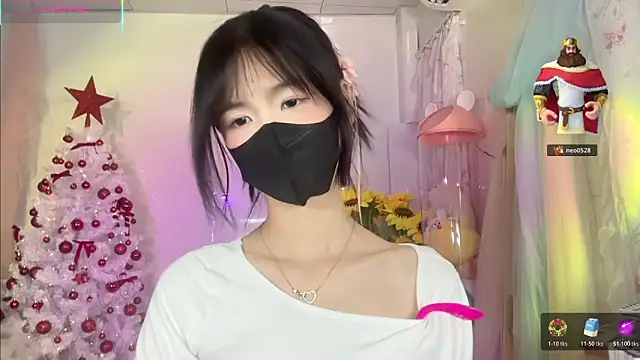 Snapshot of Your-Sunshine chatting on December 2025 04:34:02 PM Your-Sunshine online show from December 2025 04:34:02 PM