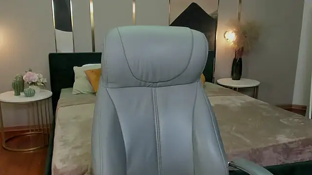 anita blairr online show from February 2026 01:14:02 AM