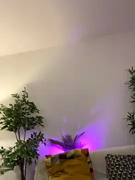 KittyKatyDream online show from April 2026 01:14:02 PM