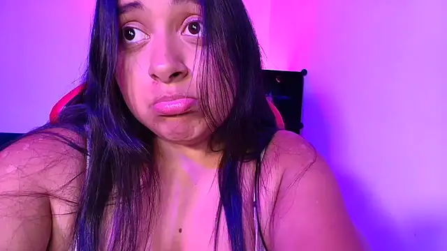 Soysofiarodrigu online show from October 2025 10:10:01 PM