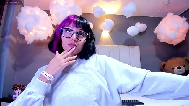 tati cardenas online show from March 2025 07:42:02 AM