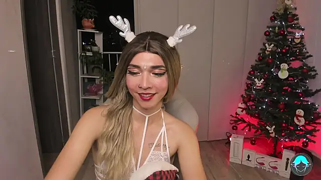 Snapshot of sofi_elfqueen chatting on December 2024 03:04:02 AM sofi elfqueen online show from December 2024 03:04:02 AM
